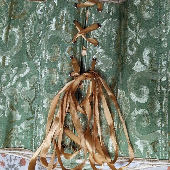 Underbust corset - Picture 2 of 4